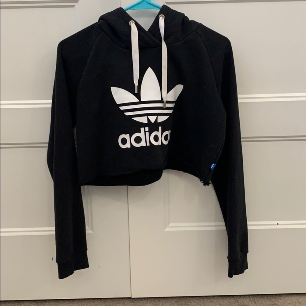 Cropped Black Adidas Sweatshirt!